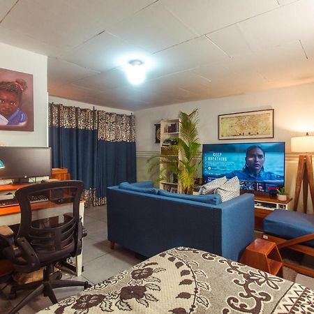 Palm Springs Bed & Breakfast Bed & Breakfast Limbe Bagian luar foto